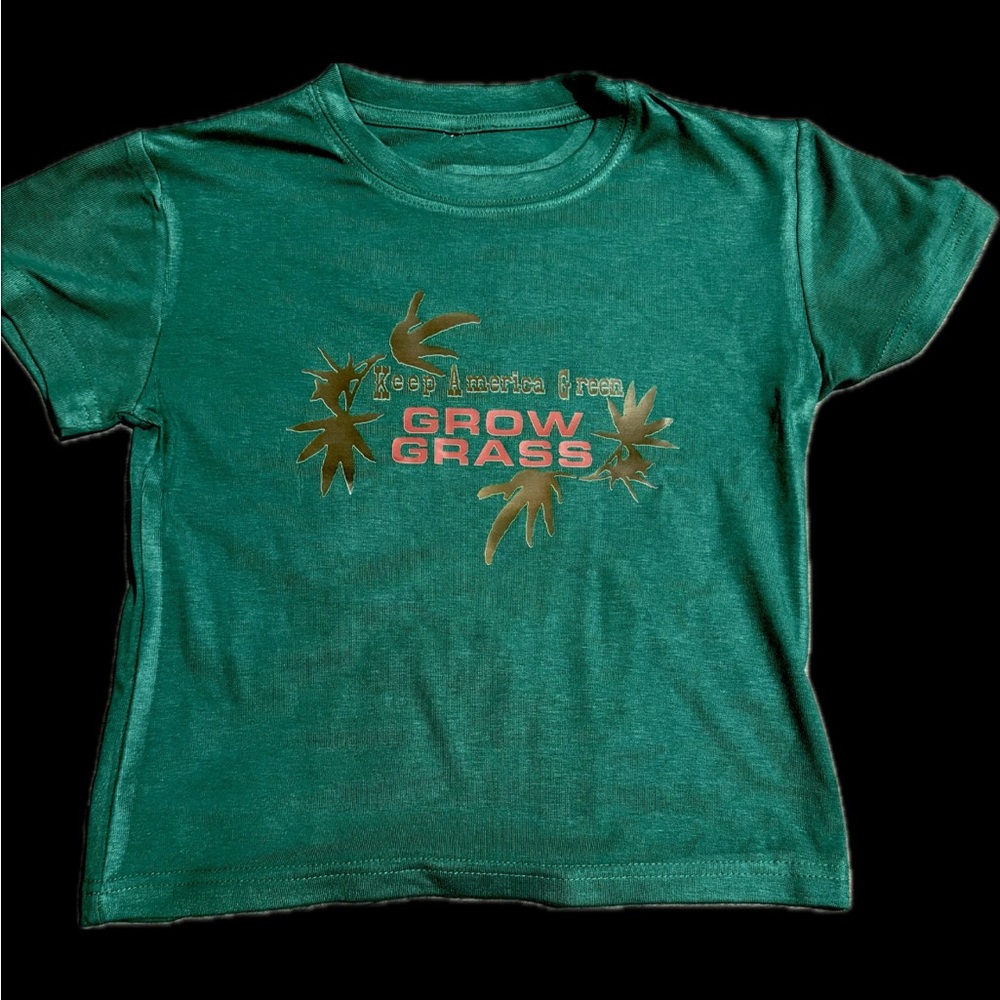 Vibrant Green Short Sleeve Tee with Graphic Design